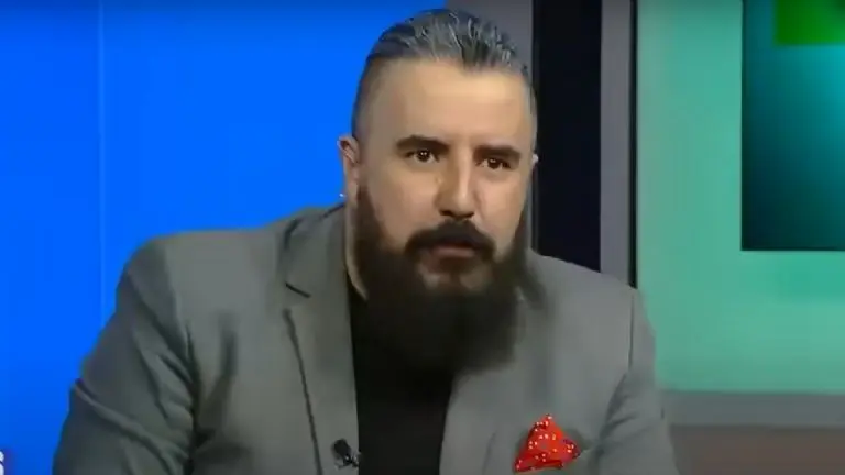 Álvaro Morales fue amenazado por un aficionado en una transmisión - Archivo Referee
