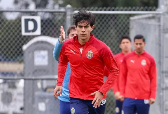 JJ Macías se podría quedar en Chivas por una increíble razón