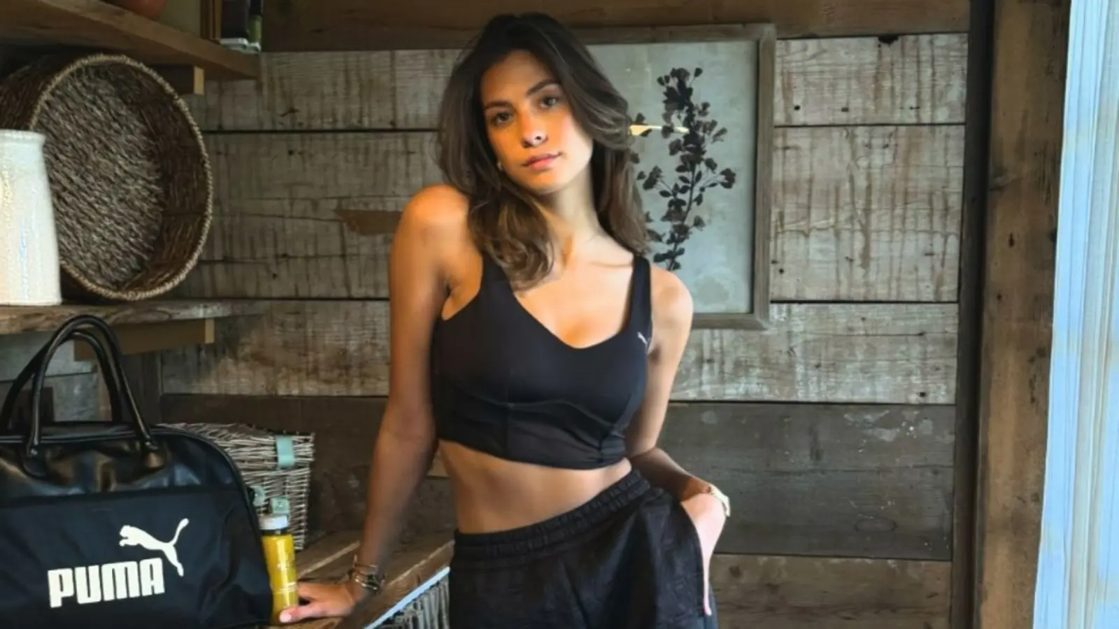 El amor de la reconocida pareja ha crecido tanto al grado de comprometerse en el pasado 2023.