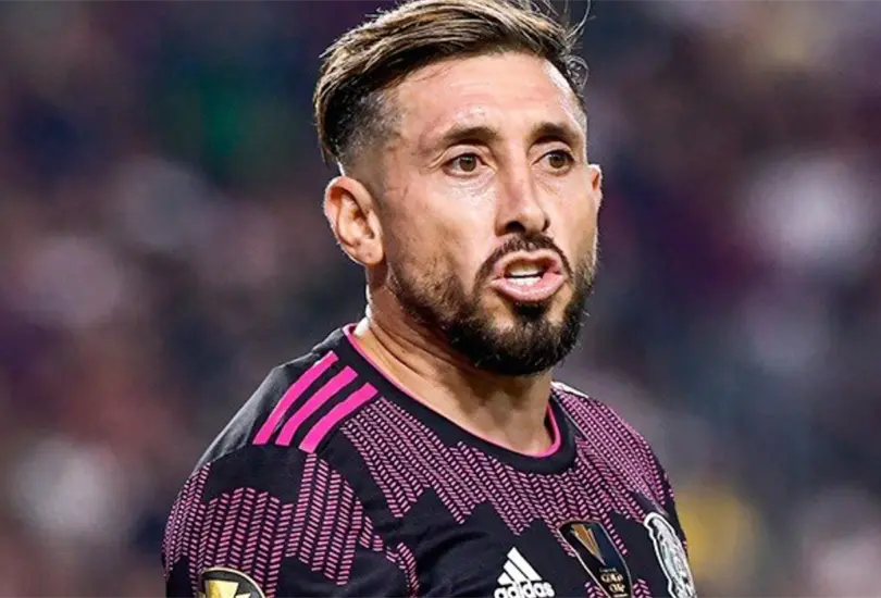 H&eacute;ctor Herrera se lanz&oacute; vs la prensa.