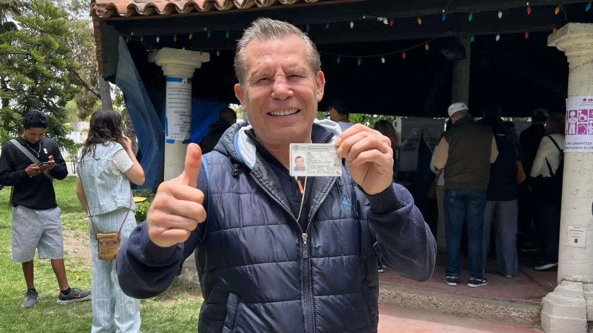 JULIO C&Eacute;SAR CH&Aacute;VEZ.