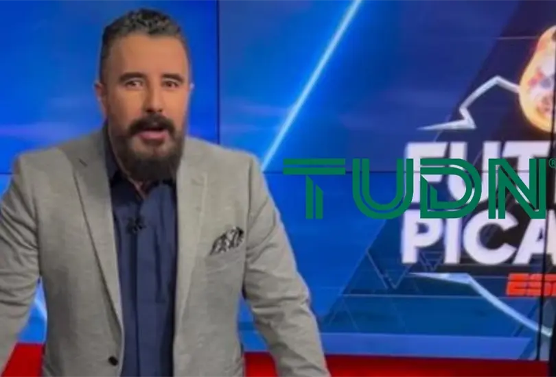 Álvaro Morales le mandó una indirecta a David Faitelson por marcharse a TUDN. Álvaro Morales le mandó una indirecta a David Faitelson por marcharse a TUDN.