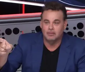 David Faitelson critica y llama "borrachos" a los aficionados al beisbol que van al Harp Helú