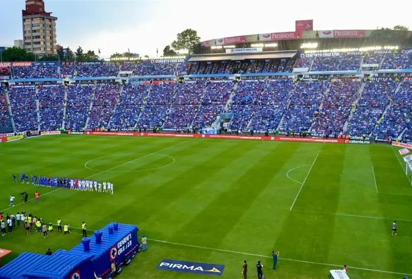 Cruz Azul anunció los precios de sus abonos para la temporada 2024-2025 en el Estadio Ciuda de los Deportes. Cruz Azul anunció los precios de sus abonos para la temporada 2024-2025 en el Estadio Ciuda de los Deportes.