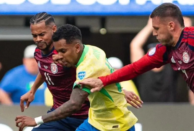 Brasil se quedó con el resultado inesperado de la jornada al no pasar del empate ante Costa Rica en su debut. Brasil se quedó con el resultado inesperado de la jornada al no pasar del empate ante Costa Rica en su debut.