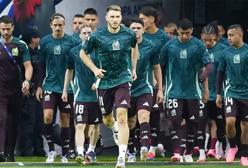 El Tri habr&iacute;a llamado la atenci&oacute;n del futbol &aacute;rabe y robar&iacute;a a otro elemento en la convocatoria de la Copa Am&eacute;rica.