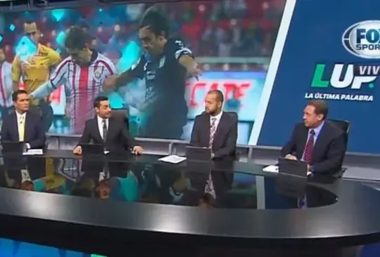 Integrantes de Fox Sports se pelearon por una mesa de debate.