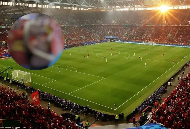 Una aficionada apareci&oacute; sin playera durante el Espa&ntilde;a vs Georgia