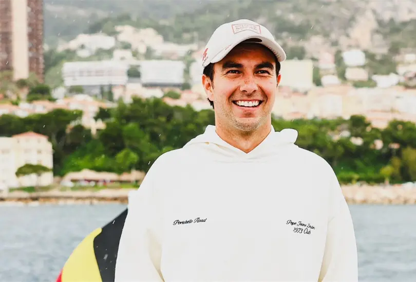 Red Bull anunci&oacute; que Checo P&eacute;rez renov&oacute; su contrato 