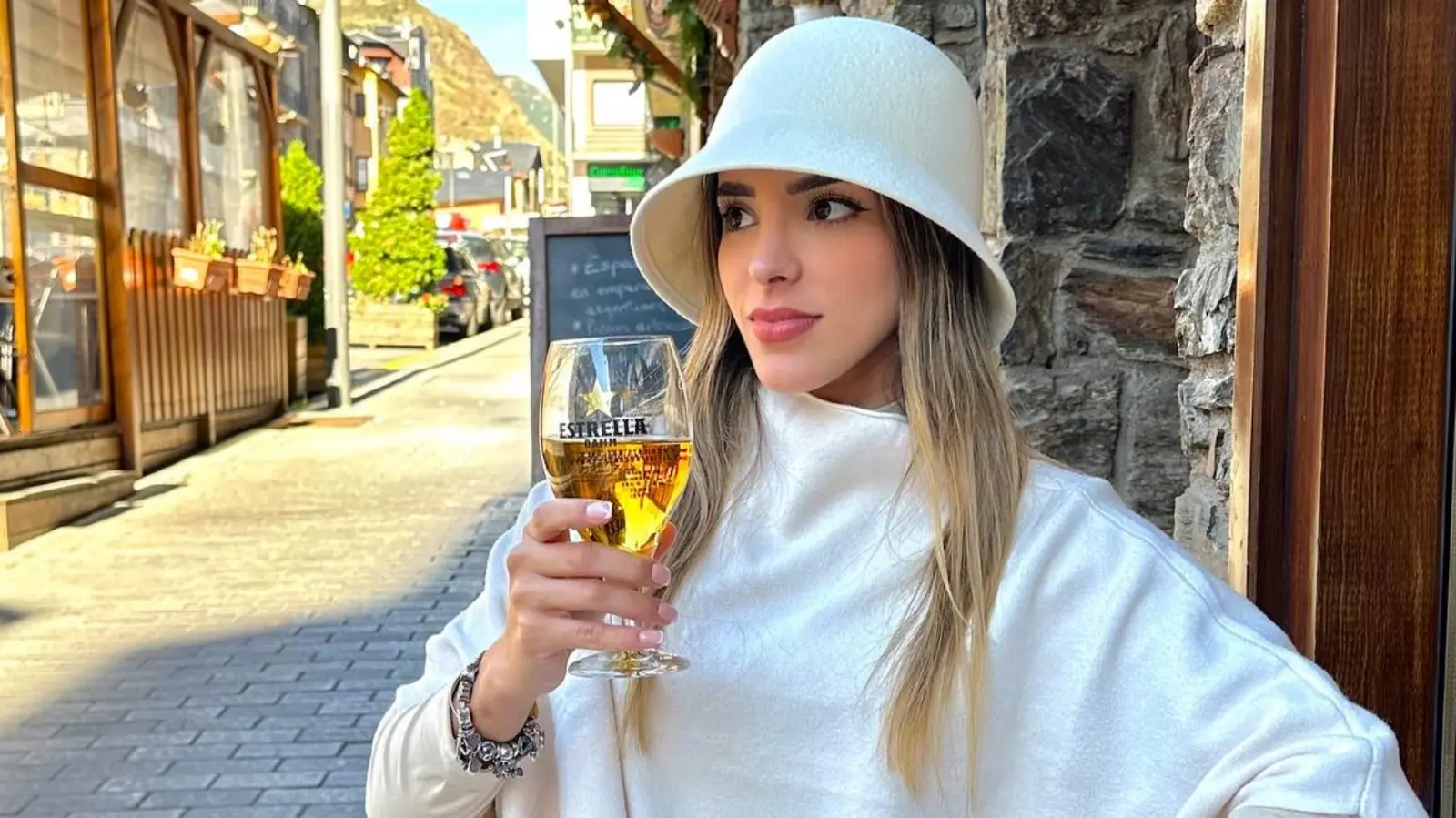 La creadora de contenidos disfruta mucho viajar a distintas partes del mundo.