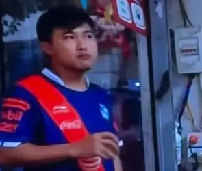 Tailandés con jersey del Puebla se hace viral en video de creador de contenido, ¿cómo llegó?