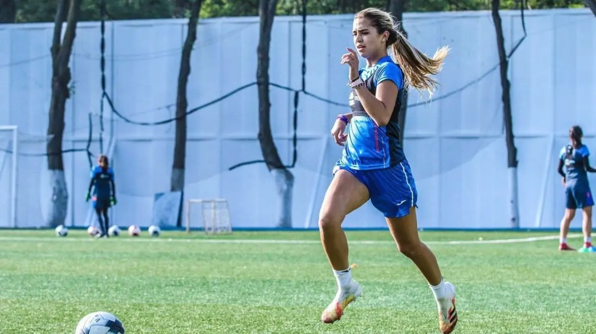 Su fichaje con Cruz Azul Femenil despuntó su popularidad pese a únicamente estar por una temporada.