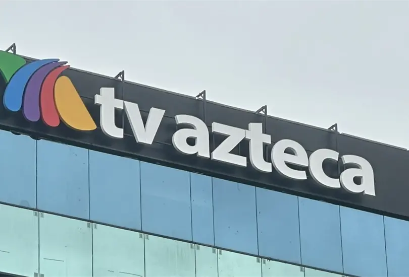 TV Azteca le roba un talento a la competencia.