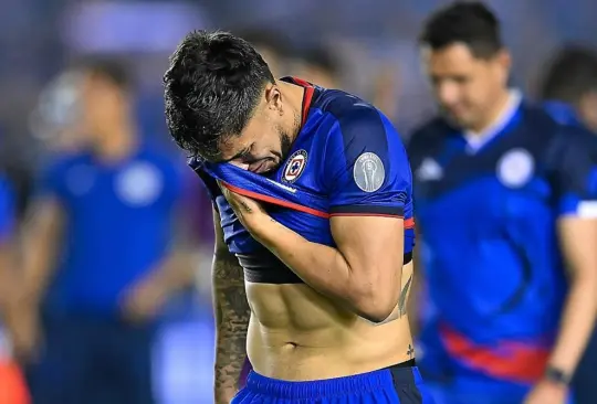 Cruz Azul hizo oficial la salida de Carlos Salcedo