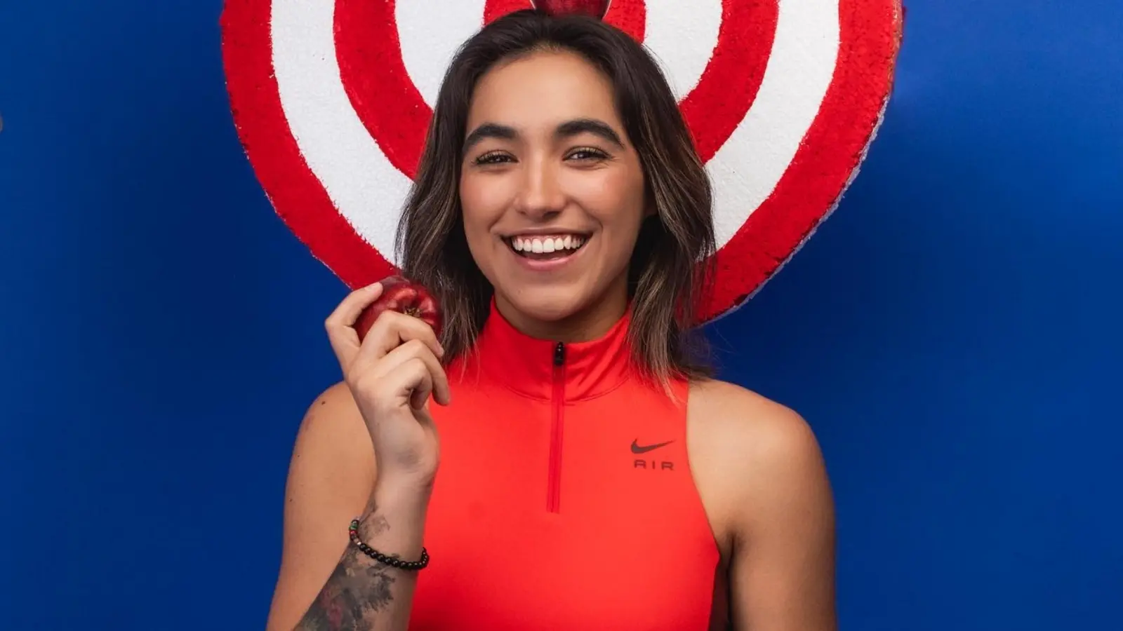 Curiosamente cuando era niña prefería otros deportes como futbol, sin embargo la vida la llevaría a otra disciplina.