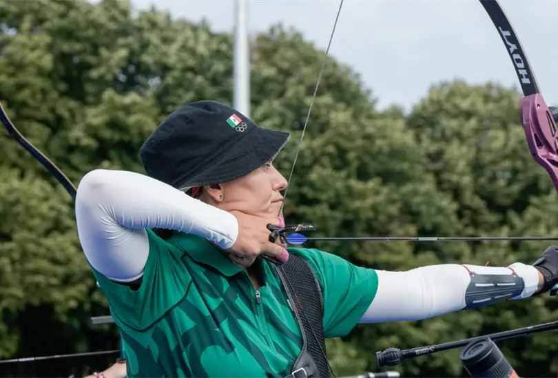Alejandra Valencia rompi&oacute; en llanto tras su actuaci&oacute;n en la ronda clasificatoria en Par&iacute;s 2024