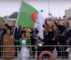 París 2024: El gesto de la delegación de Argelia durante la inauguración (VIDEO)