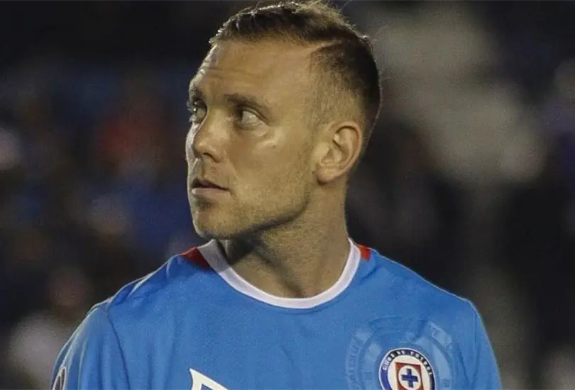 Rodolfo Rotondi dedic&oacute; un par de palabras a la afici&oacute;n de Cruz Azul