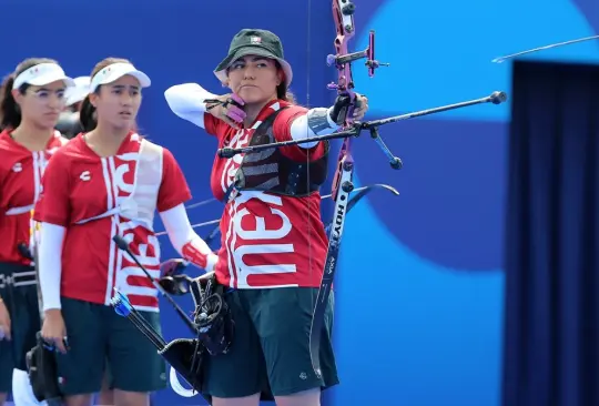 Los aficionados celebraron la medalla de bronce obtenida por el equipo mexicano de tiro con arco