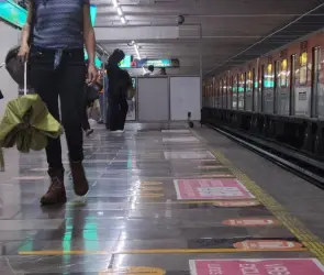 Metro CDMX: La razón por la que no deberías entrar con paraguas