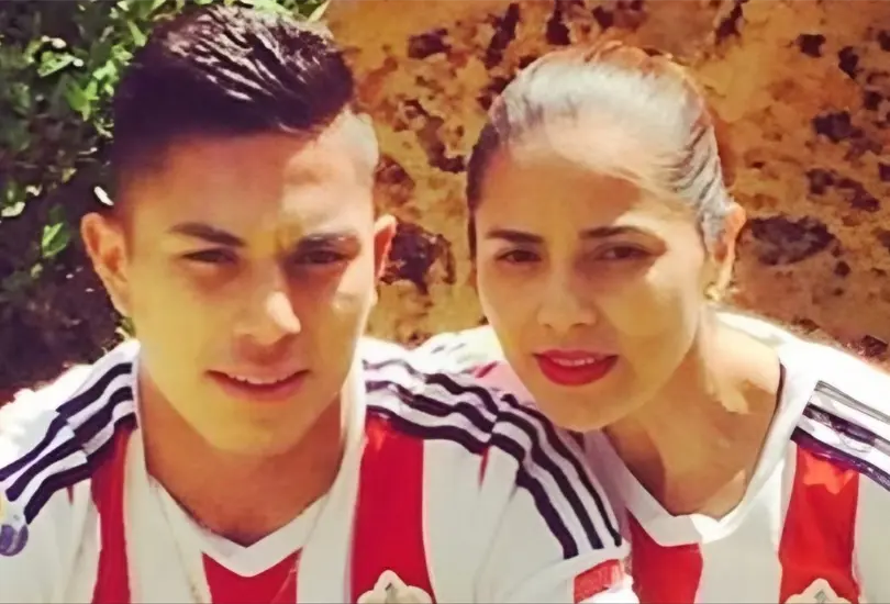 El futbolista mexicano fue acusado por su propia madre de ser part&iacute;cipe del asesinato de su hermana.