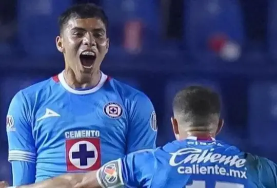 Bryan Gamboa marcó el gol de la victoria para Cruz Azul.