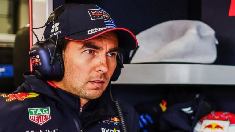 El piloto será uno de los último en arrancar en la pista británica. (Instagram - Checo Pérez)