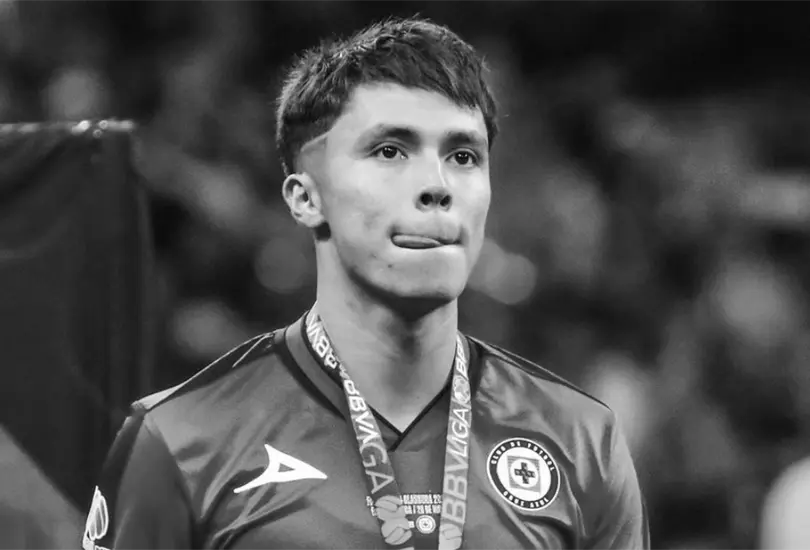 Cruz Azul emiti&oacute; su postura respecto a la salida de Rodrigo Huescas.