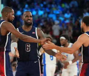 París 2024: Aficionados celebran ´Last Dance´ de Curry y LeBron James en JJOO