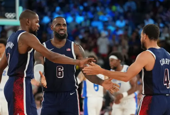 Los aficionados celebraron el ´Last Dance´ de Stephen Curry y LeBron James en Juegos Olímpicos tras ganar el ro 