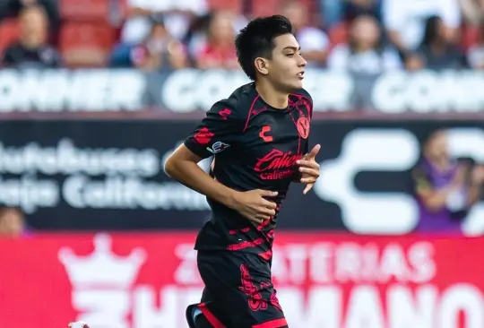 Gil Morita debutó con Xolos a los 15 años de edad.