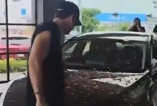 Marco Verde recibió el Mazda que le prometieron.