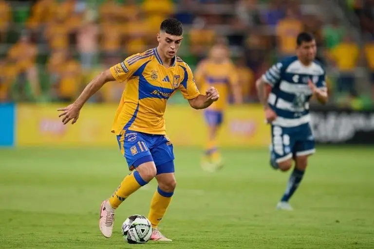 Juan Brunetta se ha convertido en un elemento importante en Tigres<br>@juanbrunetta_97