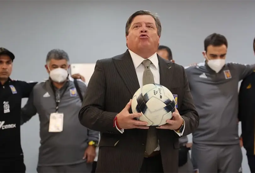 Piojo Herrera dejar&iacute;a Fox Sports y la televisi&oacute;n para ir a un equipo hist&oacute;rico de la Liga MX