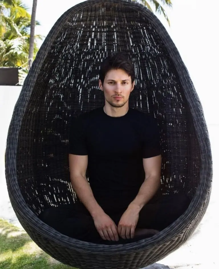 Tiene como religión el Taoísmo, tradición filosófica y espiritual de origen chino la cual enfatiza vivir en armonía con el tao (vía, camino).<br>Créditos: Instagram @durov