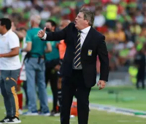 Piojo Herrera responde a rumores que dejaría Fox Sports por histórico de la Liga MX