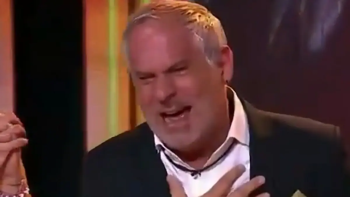 Arath de la Torre rompió en llanto luego de caer en crisis en plena gala de eliminación en La Casa de los Famosos.