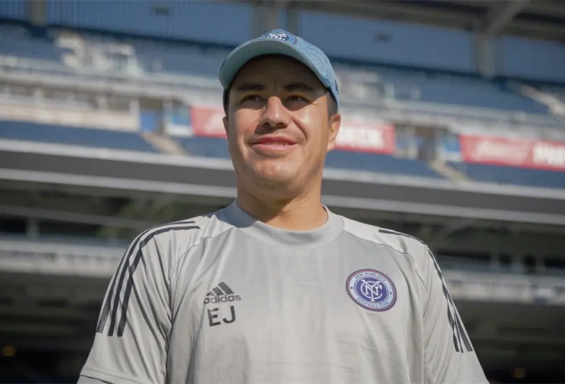El exfutbolista mexicano Efra&iacute;n Ju&aacute;rez enfrentar&aacute; una nueva etapa ahora como Director T&eacute;cnico, luego de ser Auxiliar en diferentes equipos.