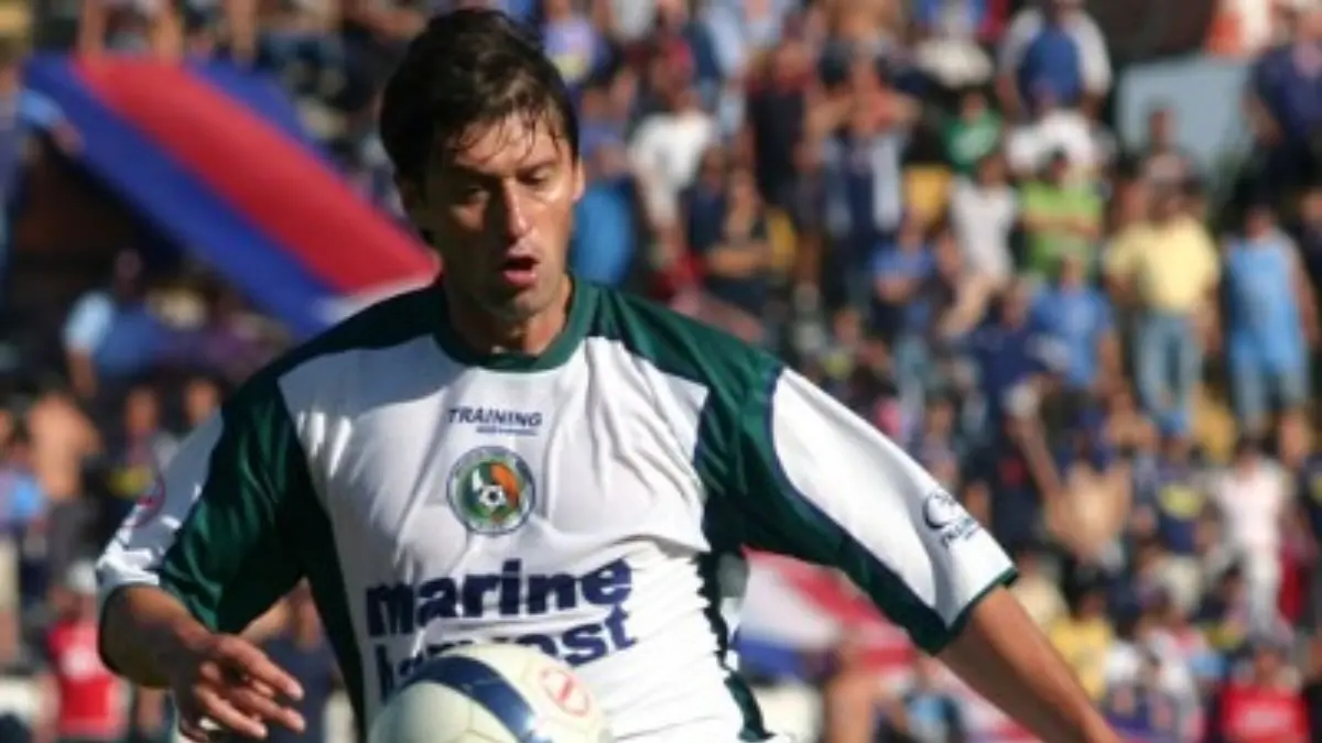 Víctor Hugo Ávalos. El mediocampista paraguayo se desplomó cuando festejaba un gol marcado durante el partido entre Villa Florida ante el Salesianito de un torneo de aficionados en Asunción, perdiendo la vida en el acto.