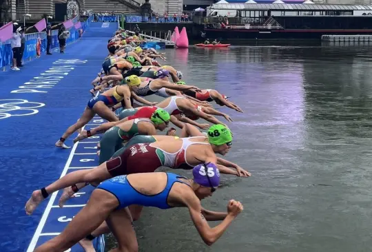 Una atleta olímpica se retira de París tras ser hospitalizada.