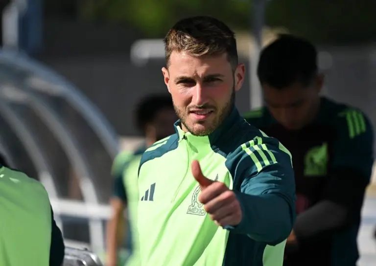 'Santi' fue nominado como Mejor Jugador del Año por la CONCACAF<br>Créditos: @miseleccionmx