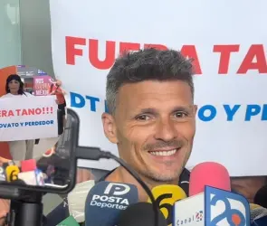 Aficionada de Rayados se va contra el Tano Ortiz en regreso a Monterrey: "novato y perdedor"