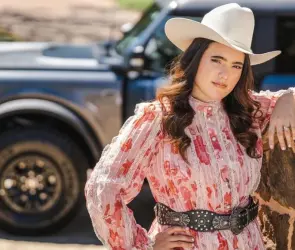 Ella es Camila Fernández, la joven mexicana que se equivocó en el Himno Nacional