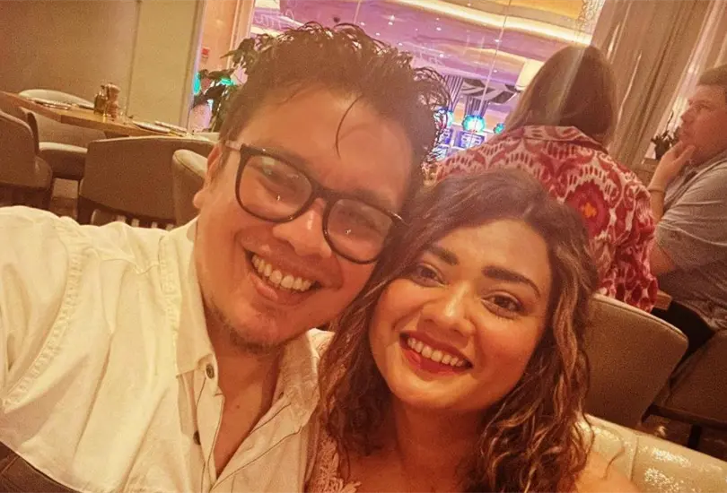 La pareja del comediante volvi&oacute; a mandar un mensaje luego de defender a su hija de las burlas en la web.