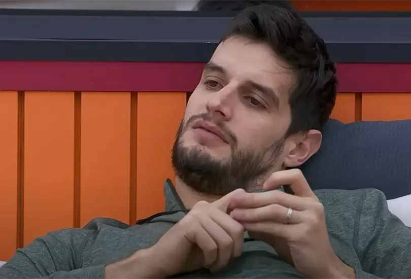 Adri&aacute;n Marcelo finalmente rompi&oacute; el silencio tras salir de la casa.