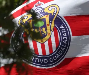 DT de Chivas rompe silencio tras separación de 2 jugadores estrella por indisciplina