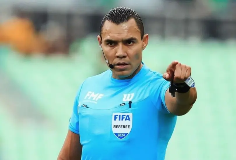 Marco Ortiz le ha pitado 7 penales en los últimos 6 partidos pitados al América Marco Ortiz le ha pitado 7 penales en los últimos 6 partidos pitados al América