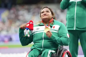 Gloria Zarza: Así reaccionaron los aficionados en el Himno Nacional tras oro de la atleta (VIDEO)