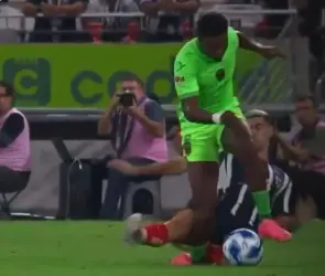 Berterame podría ser inhabilitado por lesionar a Avilés Hurtado; ¿es posible?