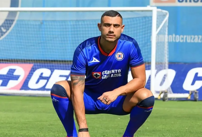 De acuerdo con los reportes Giorgos Giakoumakis no está al 100% De acuerdo con los reportes Giorgos Giakoumakis no está al 100%